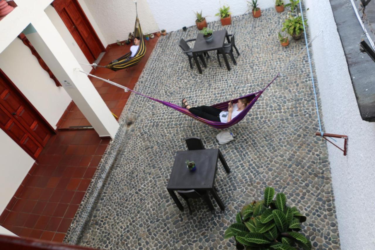 Candileja Hostel Jardín Exteriör bild